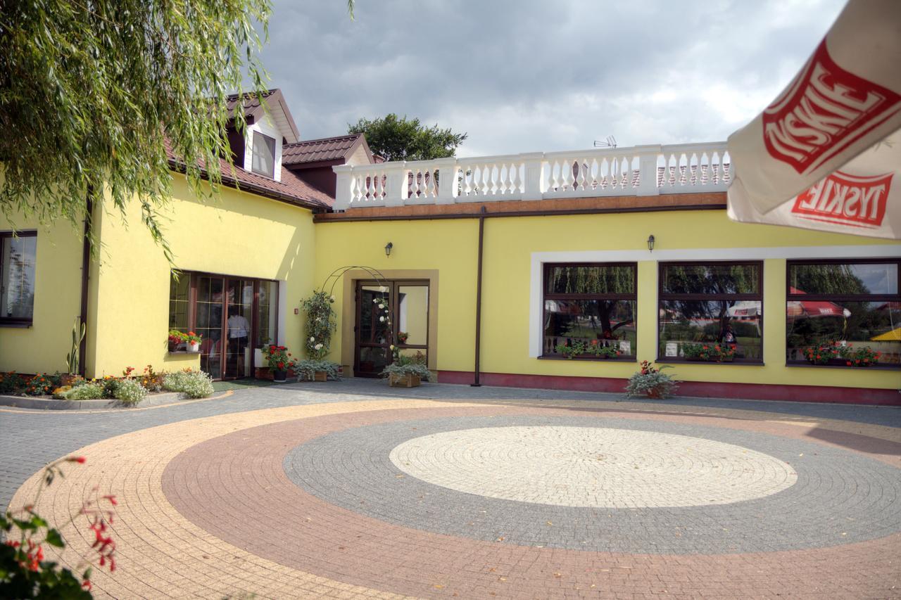 Hotel Zacisze Ulan Exterior foto